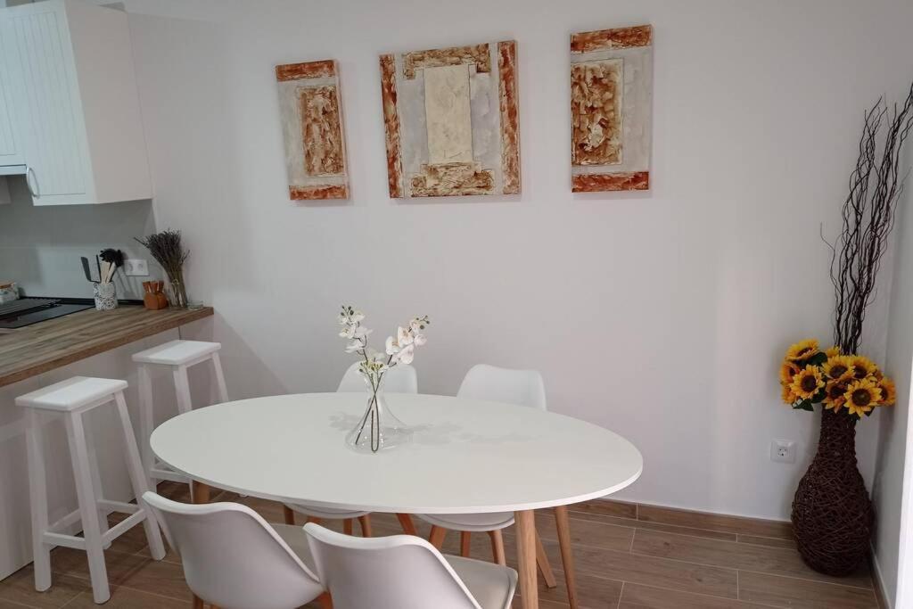 Apartamentos Xert Escapadas En Castellon Cerca De Morella Y Peniscola Chert Sant Mateu Luaran gambar